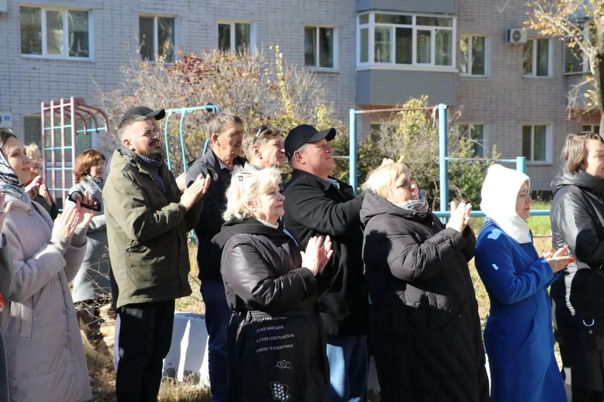 Память народного артиста России Владимира Матвеева увековечили в Благовещенске Память народного артиста России Владимира Матвеева увековечили в Благовещенске