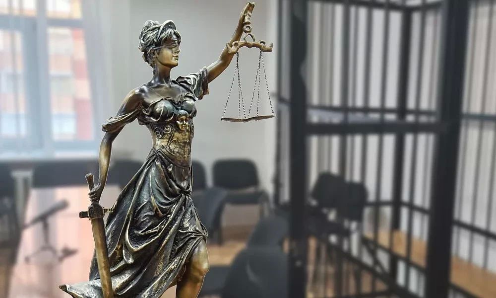 Бывшие сотрудники ГАИ лишились авто и денег за «автоподставы»