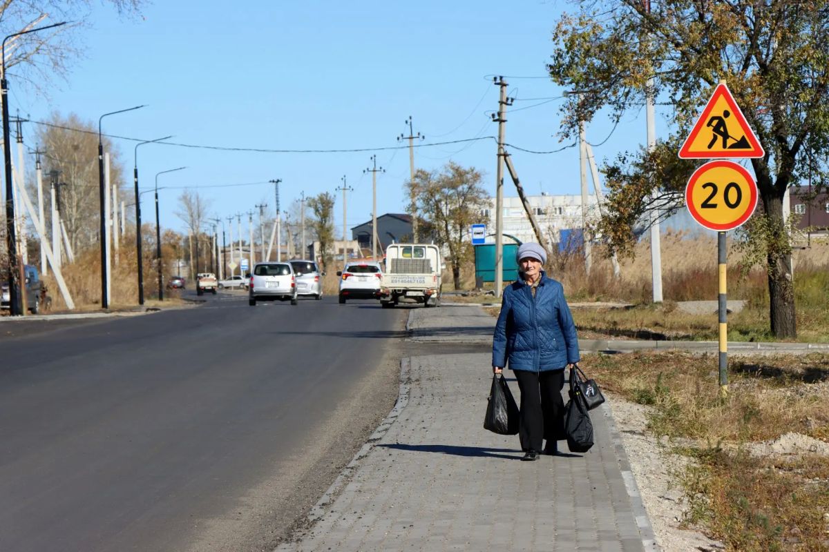 На спорте Дорогу к новому ФОКу завершают ремонтировать в Белогорске На спорте Дорогу к новому ФОКу завершают ремонтировать в Белогорске
