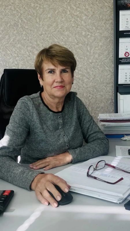 Накануне Дня работников дорожного хозяйства знакомим вас с теми, кто каждый день работает на трассах