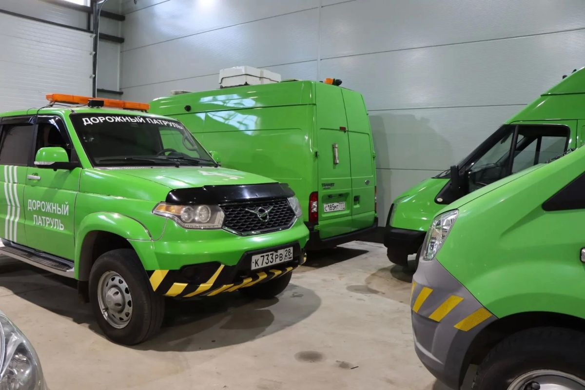 Автопарк «Дорожного патруля» пополнился 15 автомобилями с комплексами Автопарк «Дорожного патруля» пополнился 15 автомобилями с комплексами