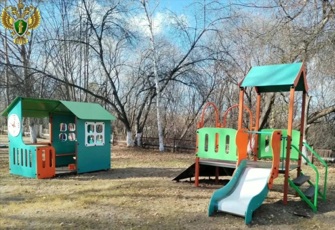 В Михайловском муниципальном округе по представлению прокуратуры заменили игровое оборудование на площадке детского сада В Михайловском муниципальном округе по представлению прокуратуры заменили игровое оборудование на площадке детского сада