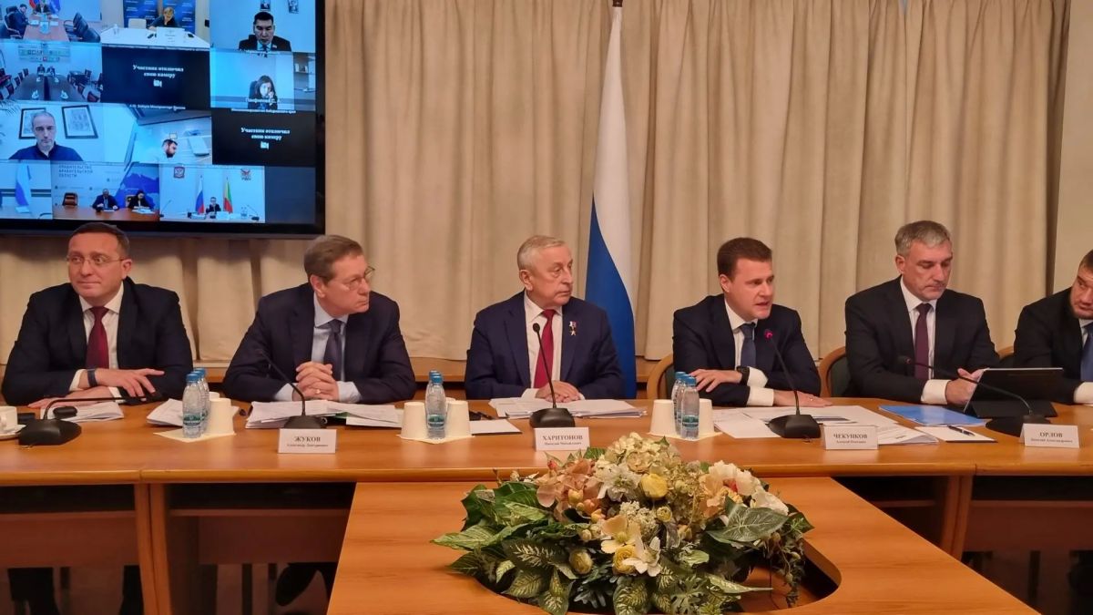 Василий Орлов: Принял участие в расширенном заседании Комитета по развитию Дальнего Востока и Арктики Государственной Думы под председательством Николая Харитонова Василий Орлов: Принял участие в расширенном заседании Комитета по развитию Дальнего Востока и Арктики Государственной Думы под председательством Николая Харитонова