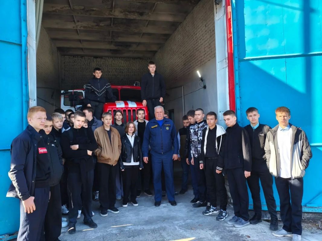 Полное погружение в будни пожарной части № 60 Полное погружение в будни пожарной части № 60