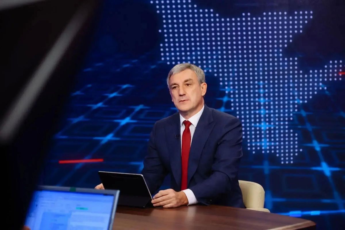 Реализацию реформы обращения с отходами и содержание контейнерных площадок обсудили на прямом эфире Губернатора Василия Орлова