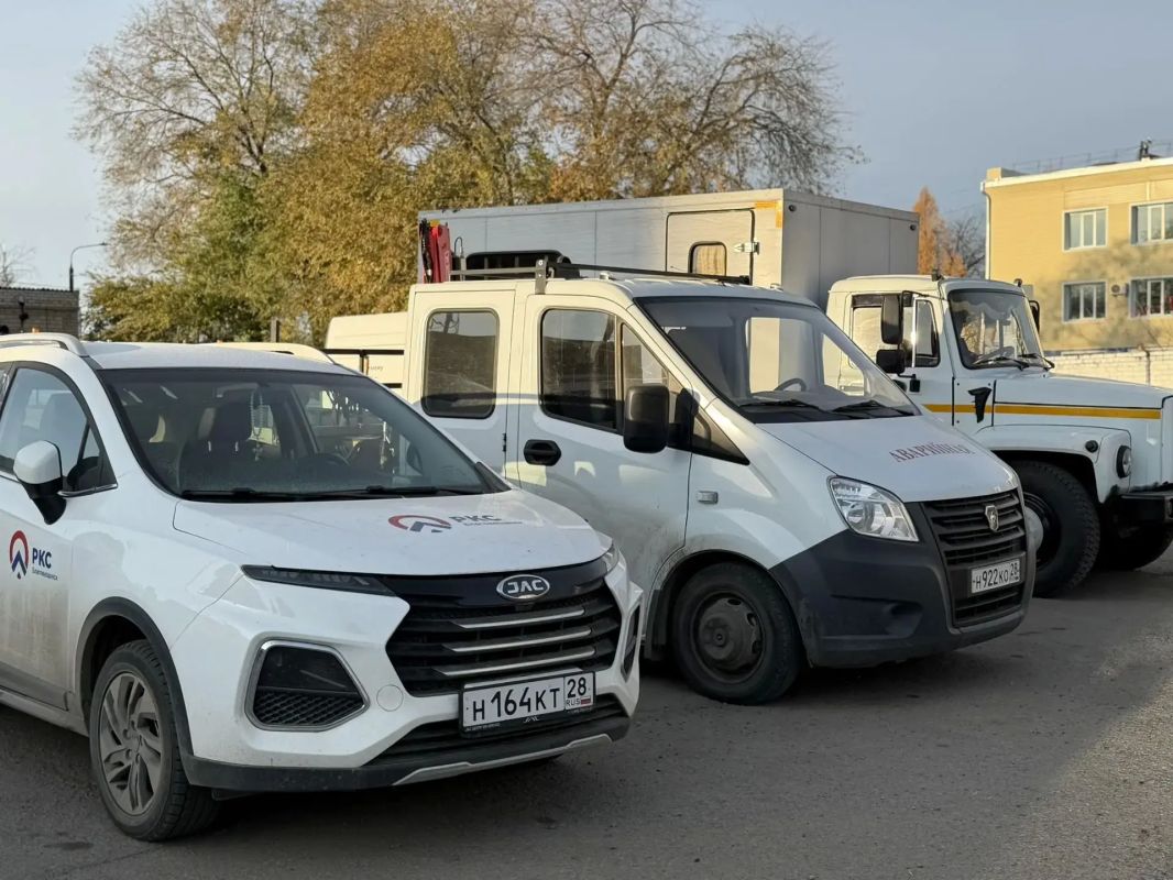 Мэр Благовещенска Олег Имамеев проверил готовность АКС к зимнему периоду. В центре внимания оказались состояние техники, работа аварийных бригад и диспетчерских служб, а также содержание мест разрытий в холодное время года Мэр Благовещенска Олег Имамеев проверил готовность АКС к зимнему периоду. В центре внимания оказались состояние техники, работа аварийных бригад и диспетчерских служб, а также содержание мест разрытий в холодное время года