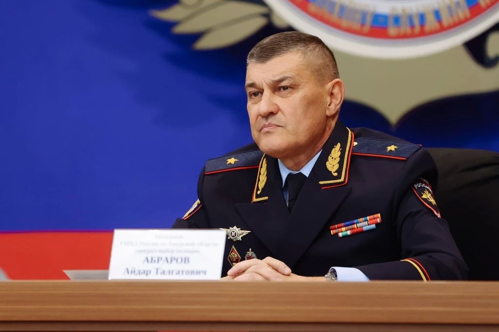 Василий Орлов: Поздравил со вступлением в должность руководителя Управления МВД России по Амурской области Айдара Абрарова Василий Орлов: Поздравил со вступлением в должность руководителя Управления МВД России по Амурской области Айдара Абрарова