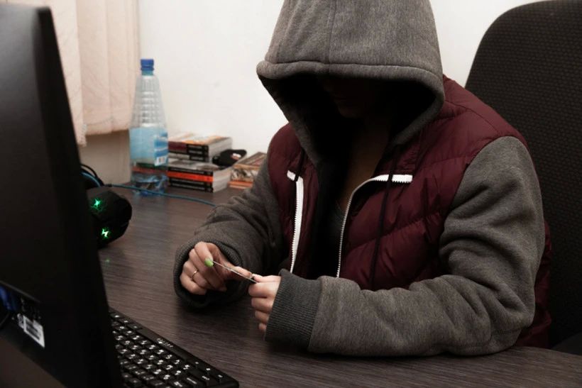 Студента вуза в Благовещенске будут судить за чтение чужих смс-сообщений