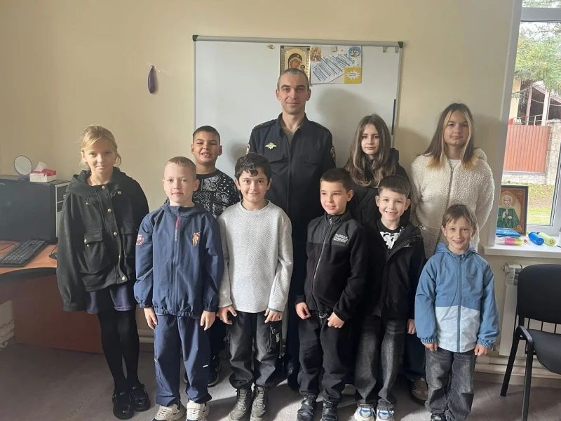 Бурейские полицейские провели игру-расследование для воспитанников воскресной школы