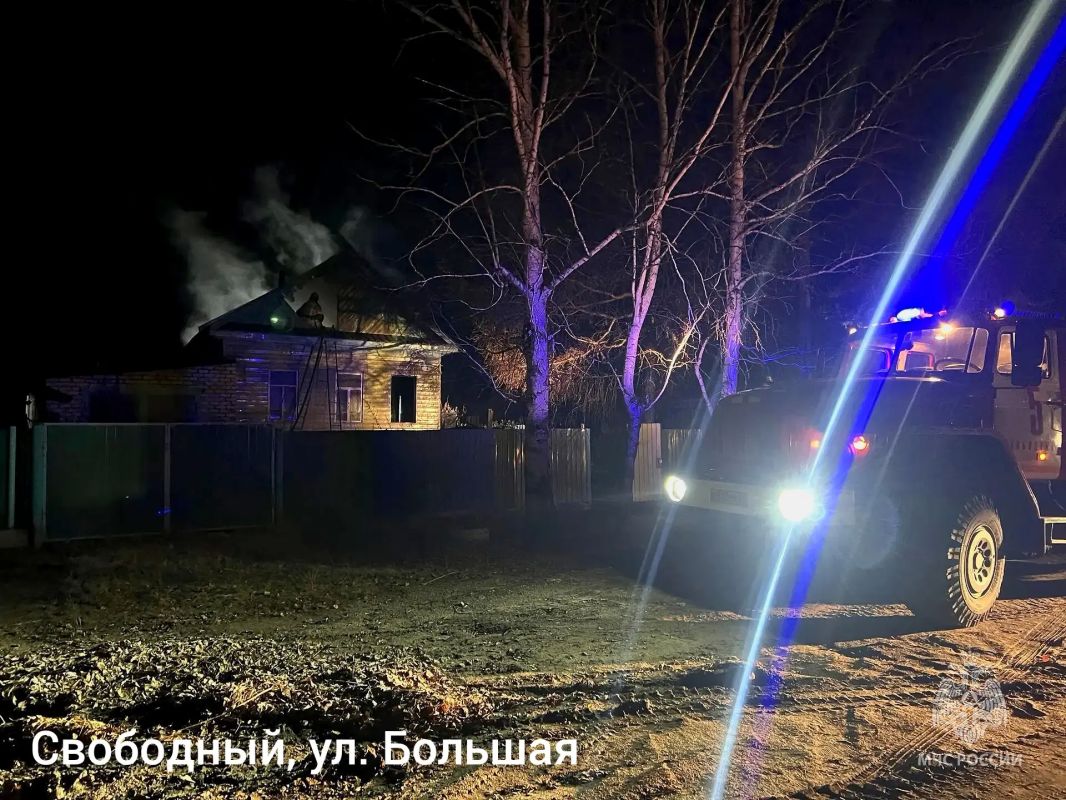 #СобытияМЧС28. В Амурской области за прошедшие сутки Потушено 9 пожаров (в том числе 5 горений сухой растительности), на 5 из них привлекались силы и средства МЧС России: на 1570-ом километре ФАД «Амур» Завитинского МО горел... #СобытияМЧС28. В Амурской области за прошедшие сутки Потушено 9 пожаров (в том числе 5 горений сухой растительности), на 5 из них привлекались силы и средства МЧС России: на 1570-ом километре ФАД «Амур» Завитинского МО горел...