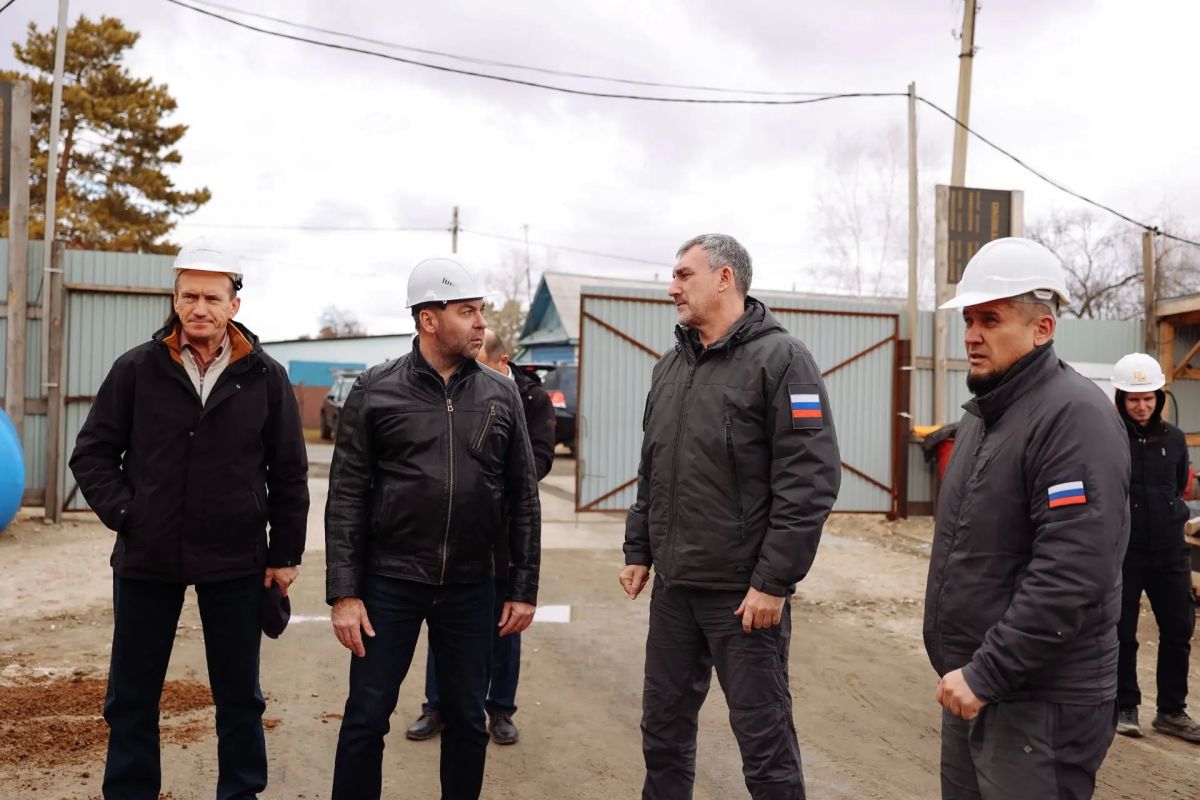 Константин Зиновенко осмотрел строящиеся объекты в Серышево Константин Зиновенко осмотрел строящиеся объекты в Серышево